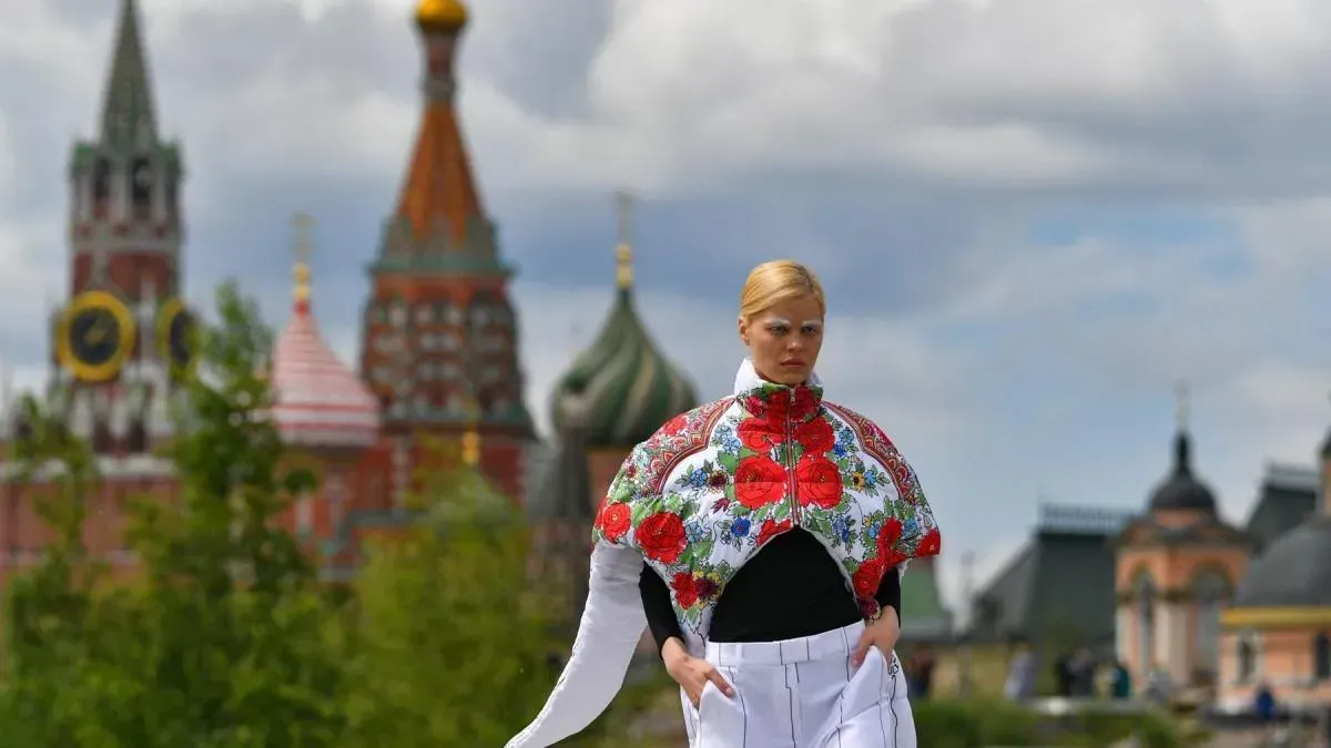 Афиша трансляции Показы на Московской неделе моды