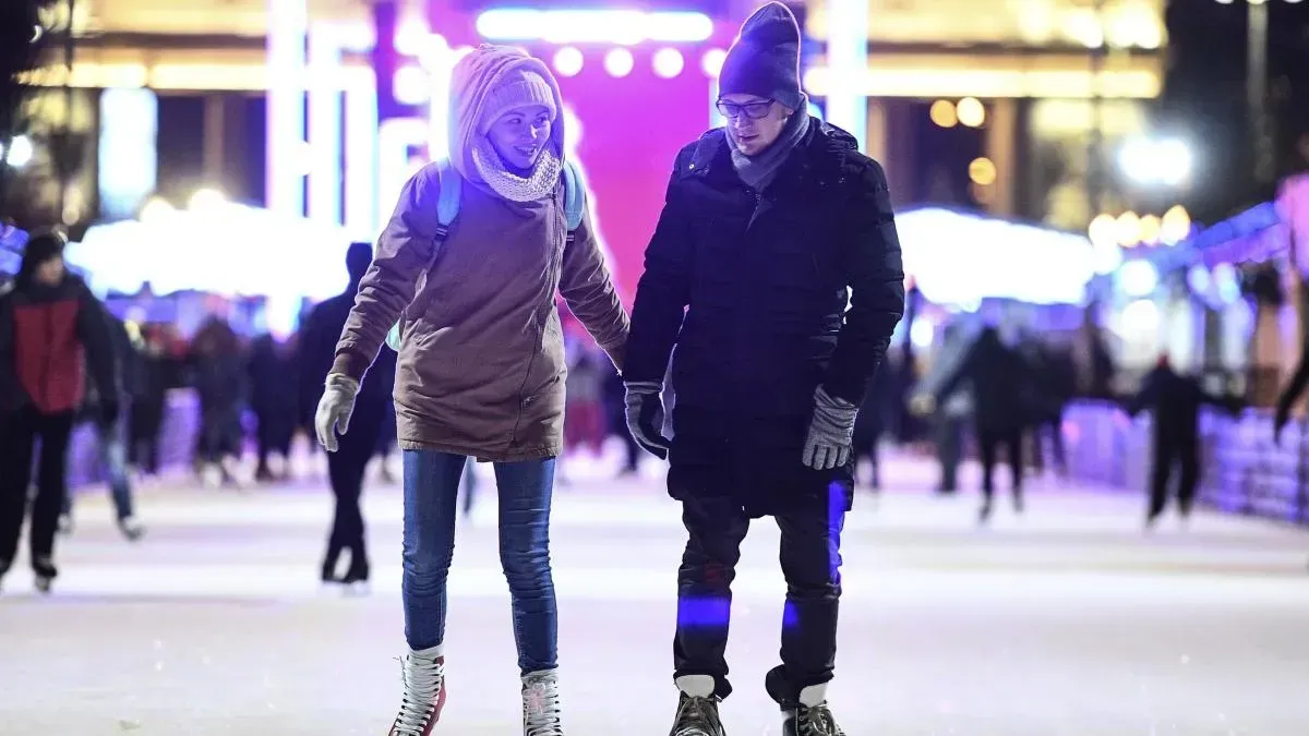 Афиша трансляции Открытие катка "Фабрика счастливых людей"