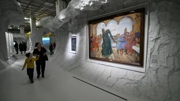 Афиша трансляции Гид по выставке "Русская сказка. От Васнецова до сих пор"