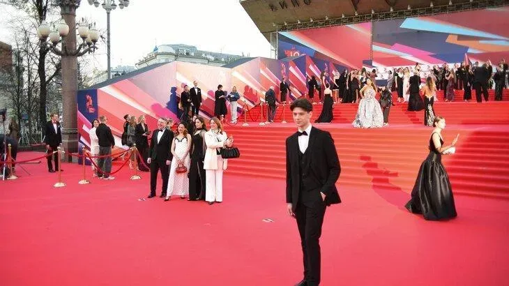 Афиша трансляции Закрытие 47-го Московского международного кинофестиваля