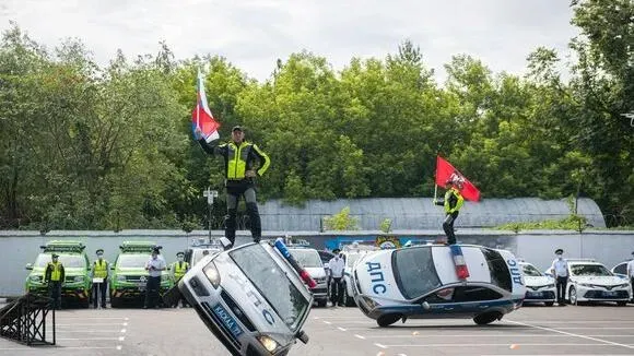 Афиша трансляции Пилотажная группа "Каскад" МВД показала шоу