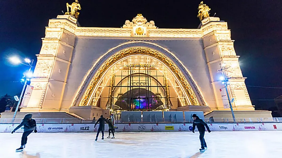 Афиша трансляции Открытие катка "Полет во времени" на ВДНХ