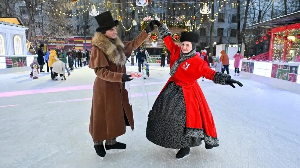 Афиша трансляции Ледовый променад в саду имени Баумана
