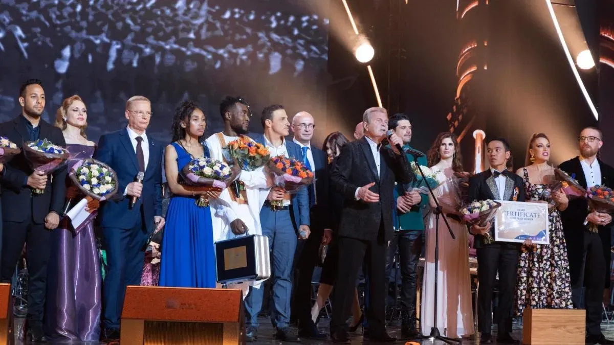 Афиша трансляции Старт музыкального фестиваля "Дорога на Ялту"