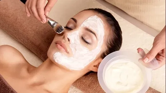 Афиша трансляции Как оставаться красивой в самоизоляции