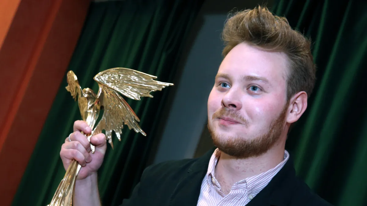 Афиша трансляции Встреча с режиссером фильмов "Класс коррекции" и "Зоология"