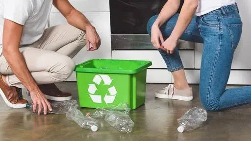 Афиша трансляции Куда сдавать картон, металл и батарейки