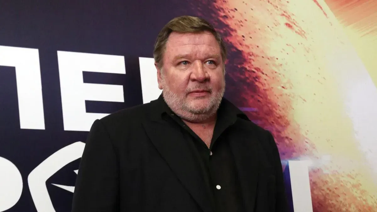 Афиша трансляции Прощание с Романом Мадяновым