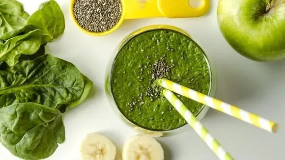 Афиша трансляции Как укрепить иммунитет с помощью смузи и салата