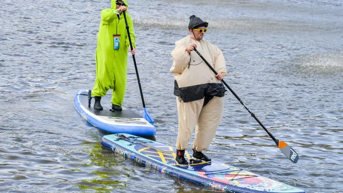 Афиша трансляции Костюмированная SUP-регата