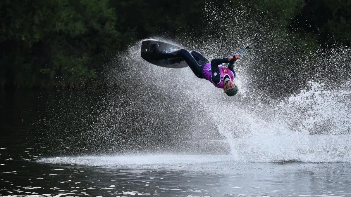 Афиша трансляции Шоу вейкбордистов в парке "Сокольники"