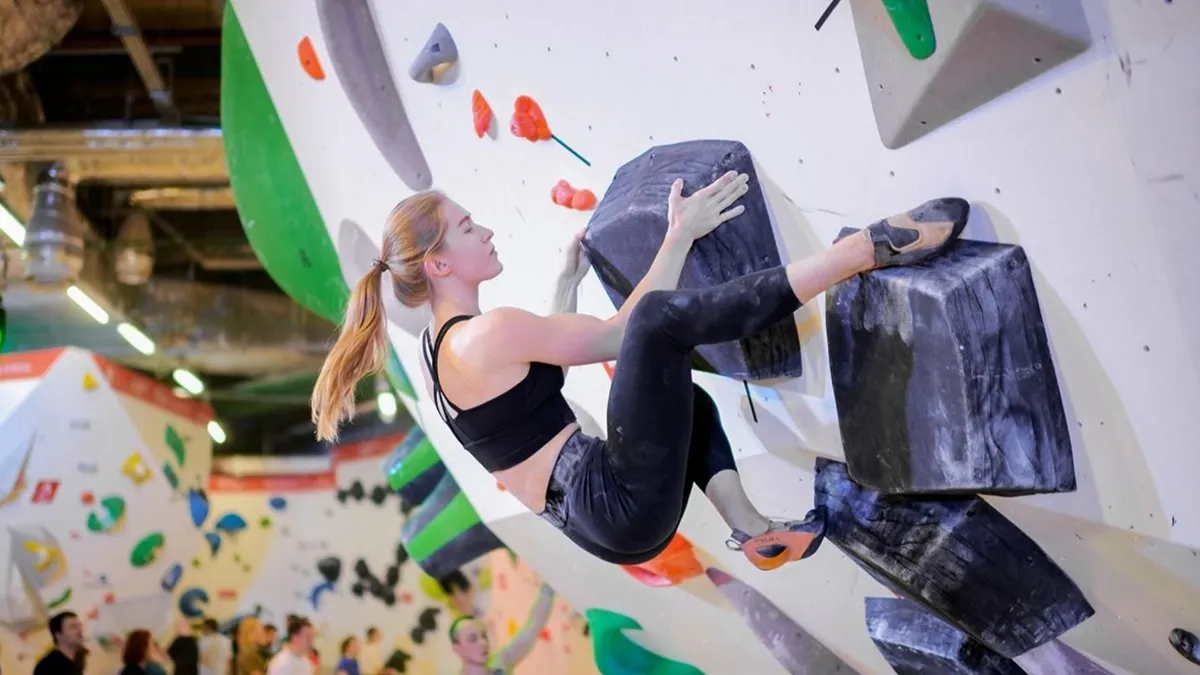 Афиша трансляции Фестиваль скалолазания