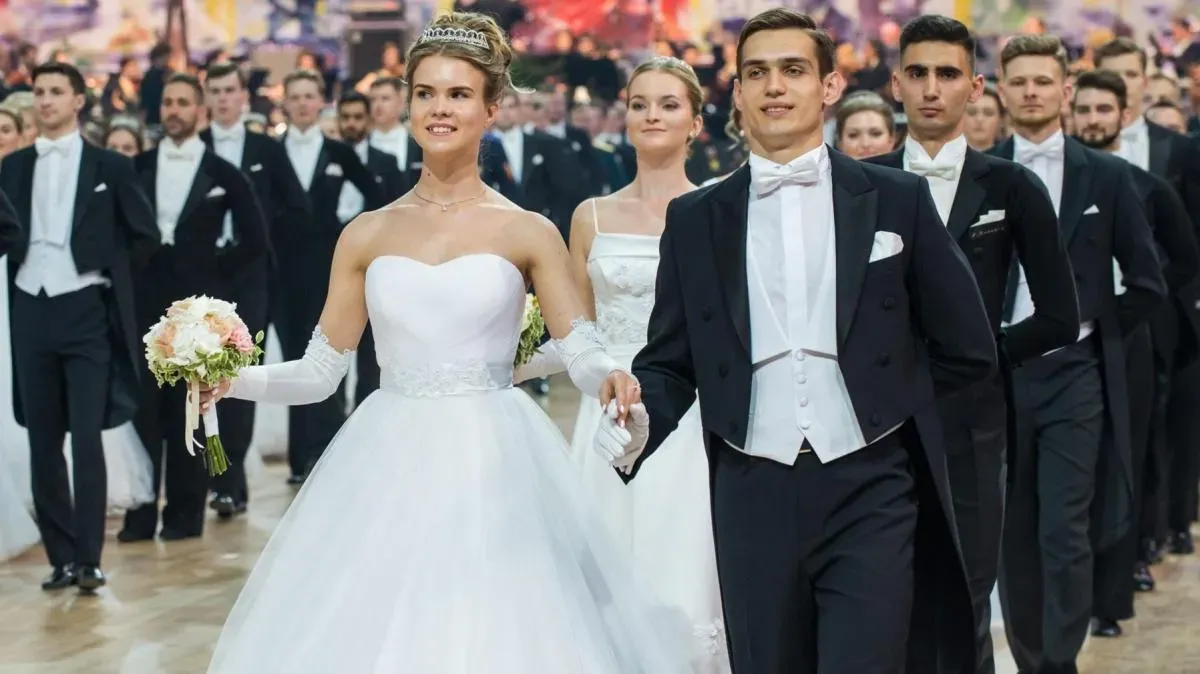 Афиша трансляции XVIII Венский бал в Гостином дворе