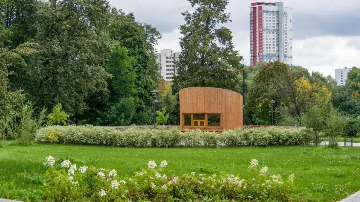 Афиша трансляции Юные художники создали арт-объект в "Саду будущего"