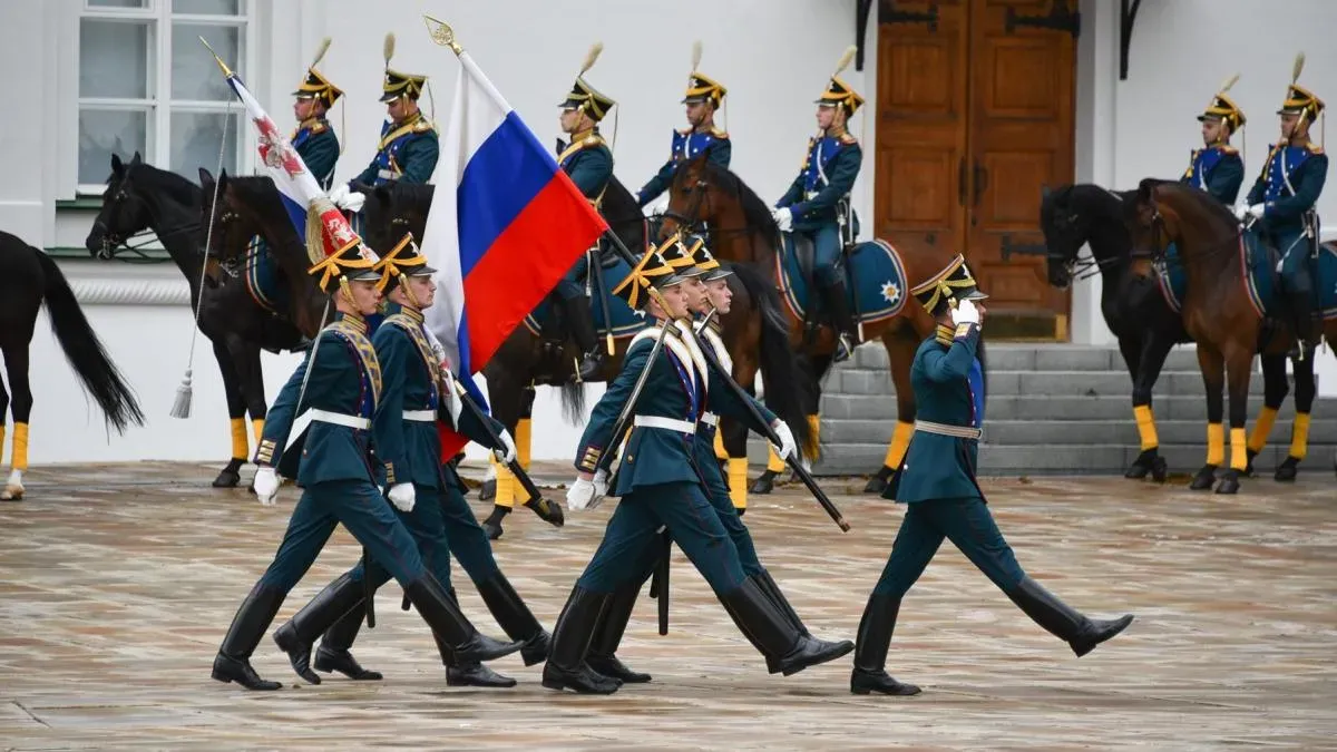 Афиша трансляции Первая в 2024 году церемония развода караулов в Кремле