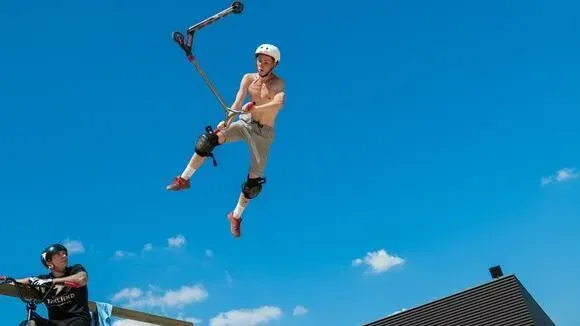 Афиша трансляции Кто станет чемпионом Москвы по самокатному спорту