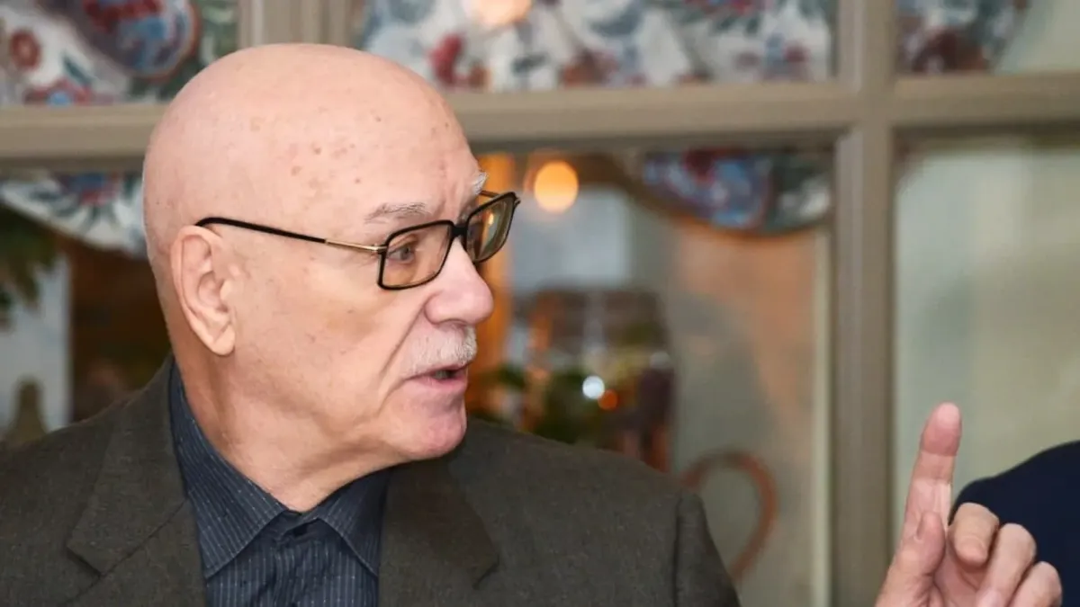 Афиша трансляции Прощание с Леонидом Куравлевым