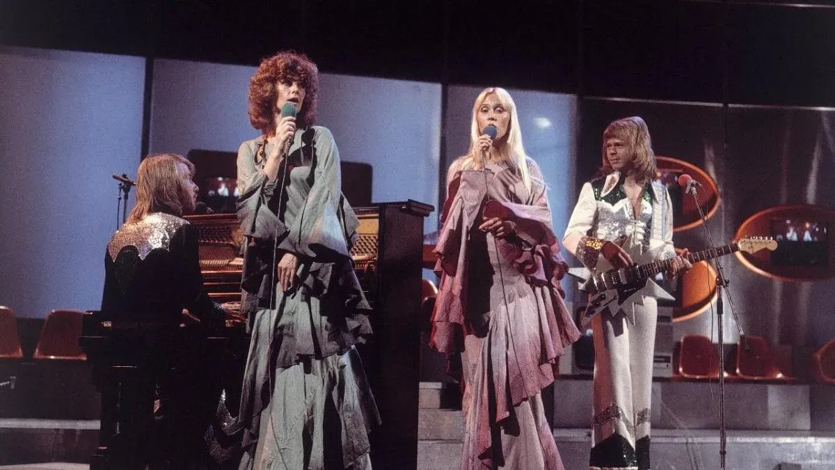 Афиша трансляции ABBA-шоу и выступление звезды мюзикла "Мамма Мия!"