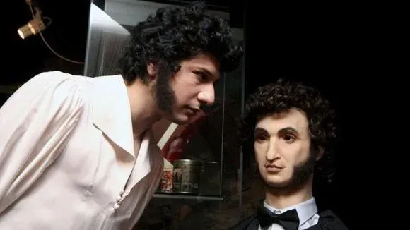 Афиша трансляции 50 артистов из 50 театров играют Пушкина