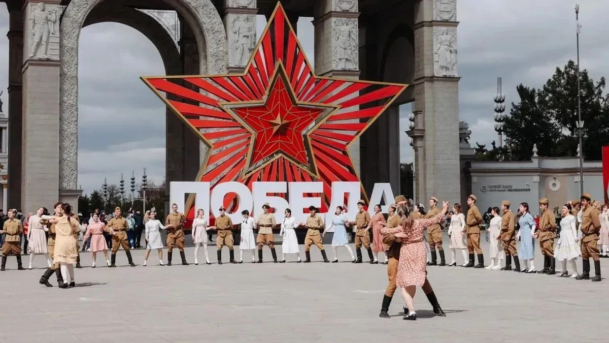 Афиша трансляции Акция "Вальс Победы"