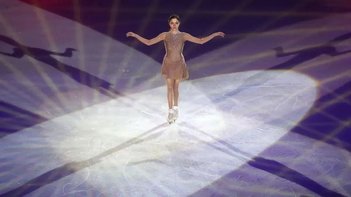 Афиша трансляции Мастер-класс Евгении Медведевой по фигурному катанию