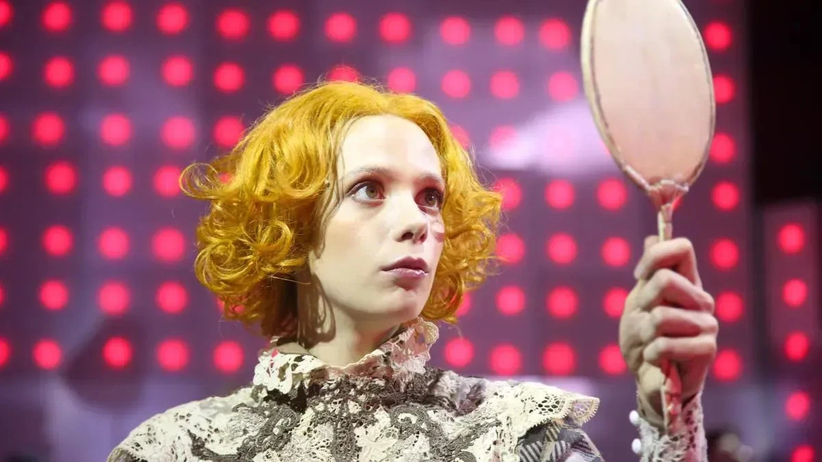 Афиша трансляции "Чудеса и куралесы" в Московском театре мюзикла