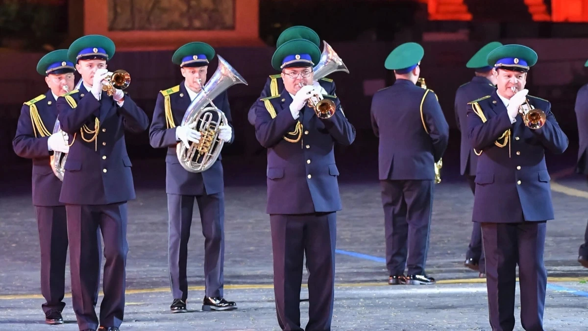 Афиша трансляции Выступление ансамбля ФСБ в День России