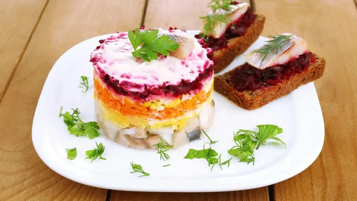 Афиша трансляции Приготовление селедки под шубой весом 105 килограммов