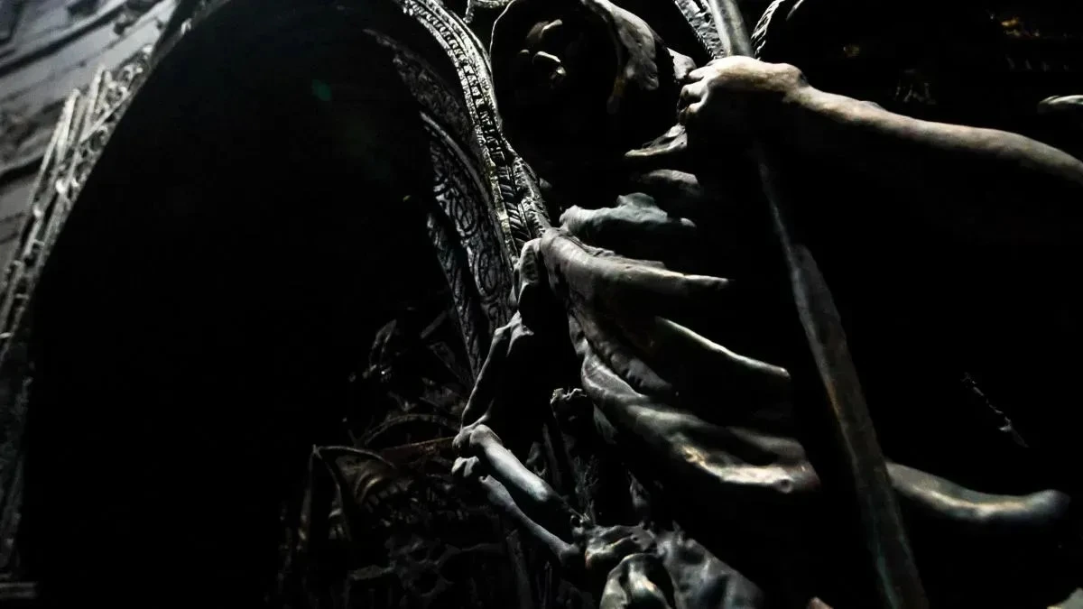 Афиша трансляции Какие средневековые чудовища дожили до наших дней