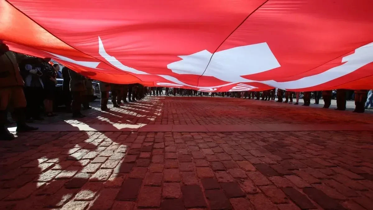 Афиша трансляции Самое большое в мире Знамя Победы