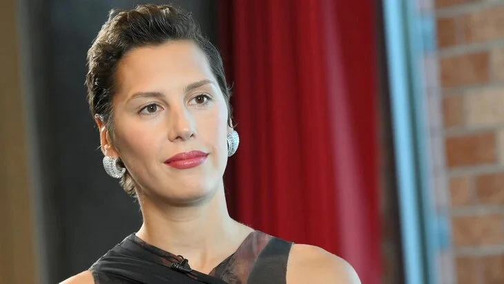 Афиша трансляции Вечерние чтения проекта "Книга в городе" с Ириной Горбачевой