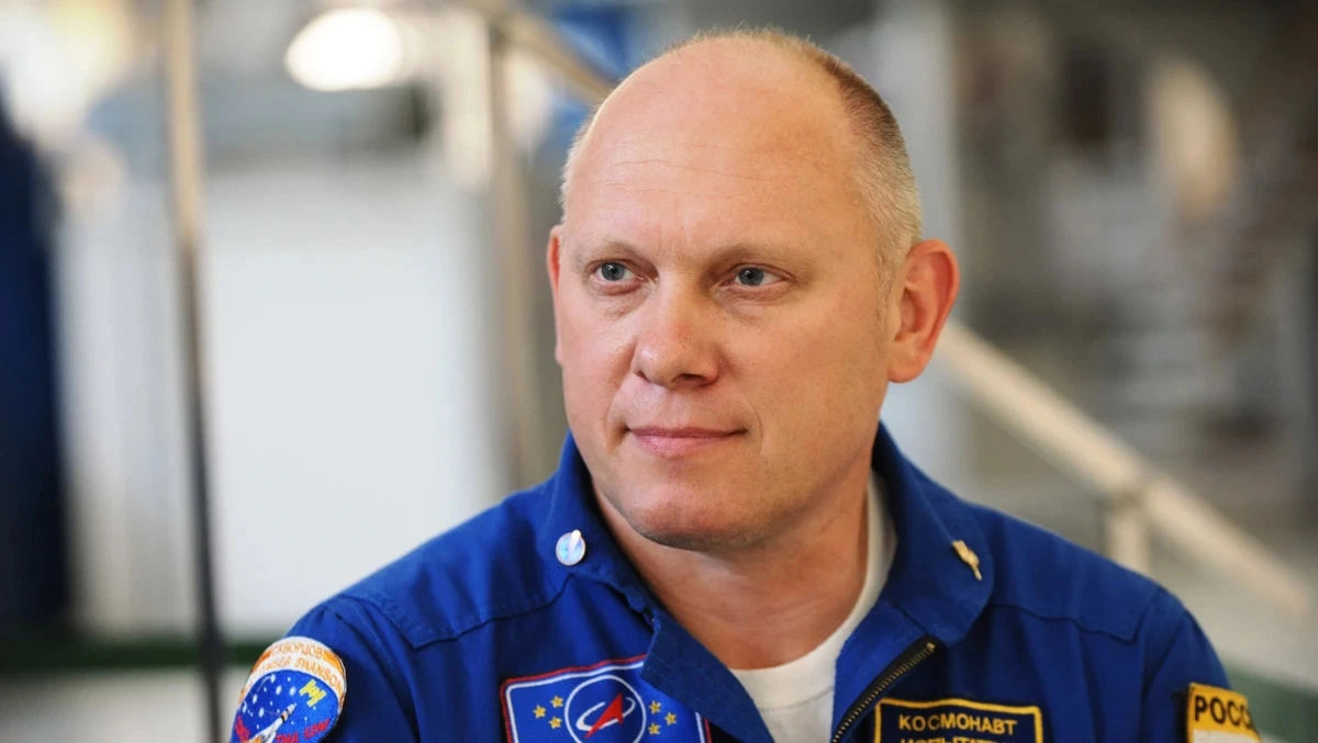 Афиша трансляции Олег Артемьев – о рунглише и других космических языках