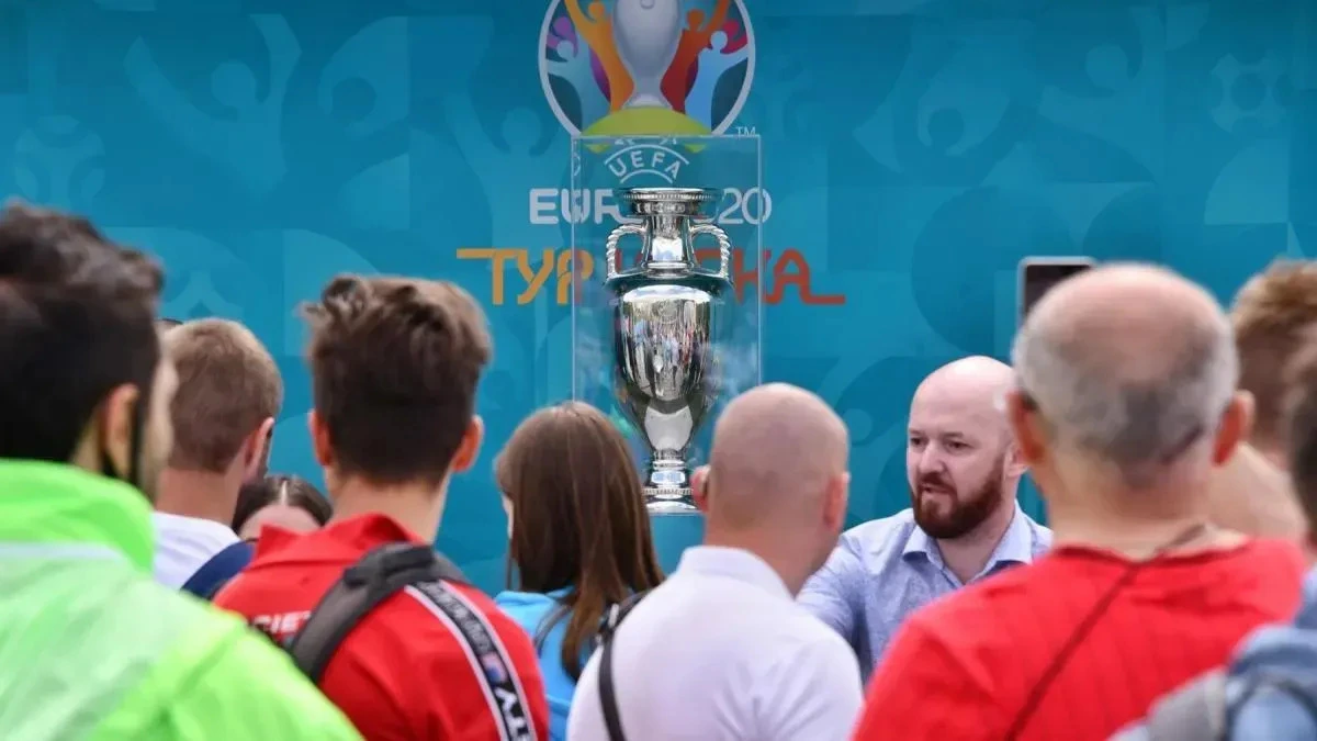 Афиша трансляции Фанаты болеют за Россию на Евро-2020