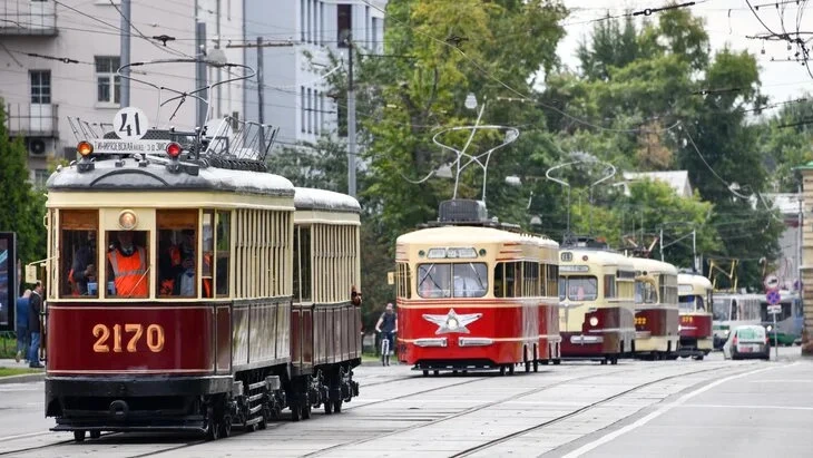 Афиша трансляции Парад исторических трамваев