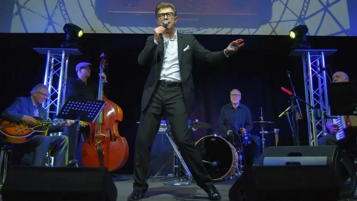 Афиша трансляции Концерт Валерия Сюткина с рок-н-ролл бэндом