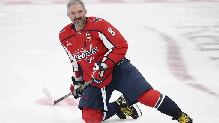 Афиша трансляции Презентация книги об Александре Овечкине