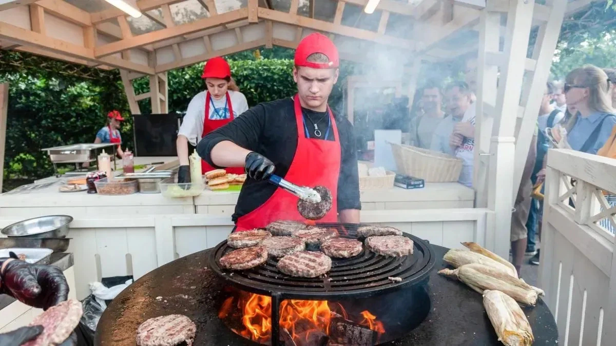 Афиша трансляции Открытие фестиваля "Вкусы России" в Парке Горького