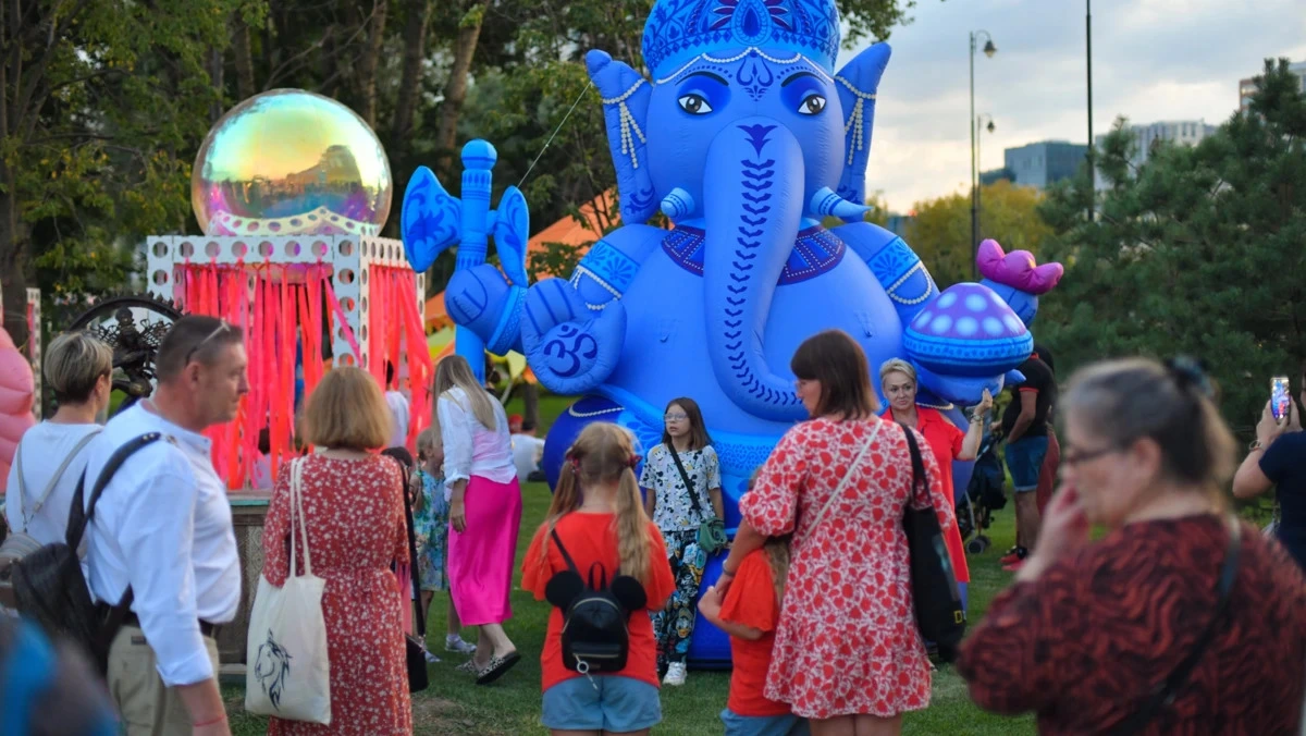 Афиша трансляции Обзор IX фестиваля "День Индии"