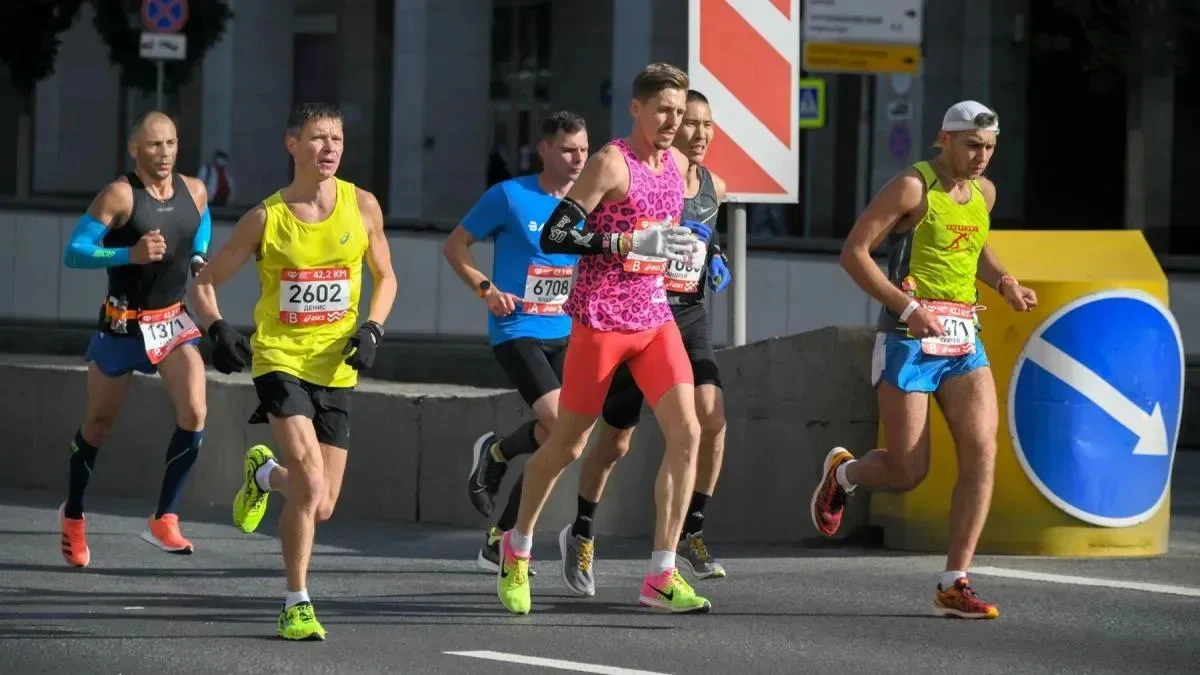 Афиша трансляции Юбилейный Московский марафон