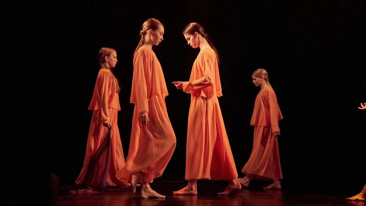 Афиша трансляции Музыкальный перформанс в рамках фестиваля "Скетчкультура"