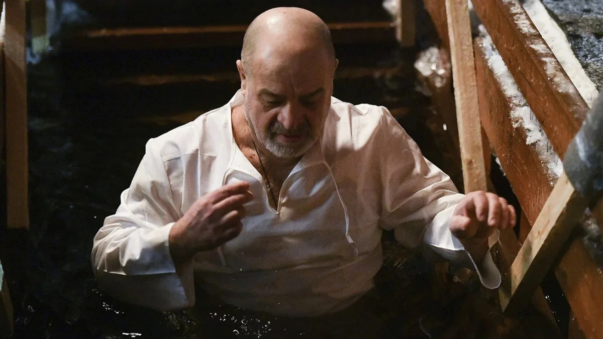 Афиша трансляции Крещенские купания на Дворцовом пруду в Останкине