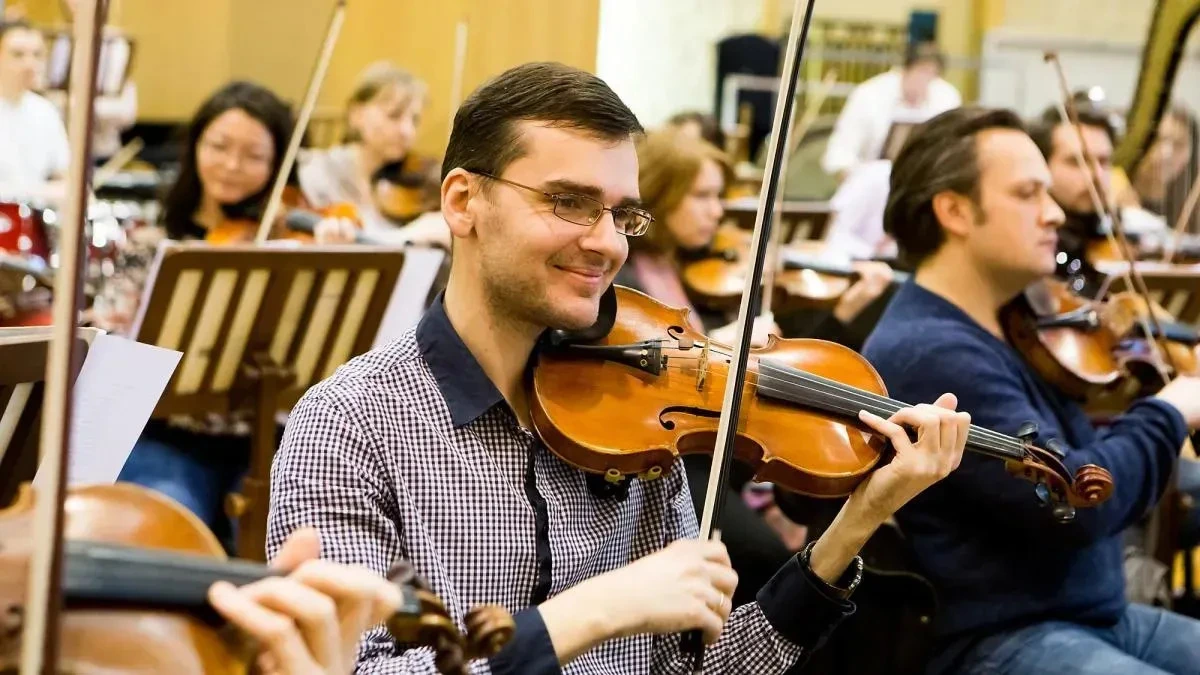 Афиша трансляции Концерт в парке Горького "Рахманинов. Весна идет!"