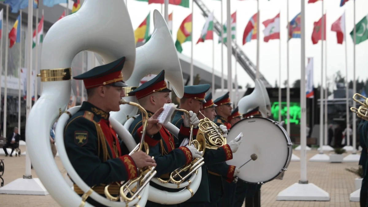 Афиша трансляции Открытие сезона концертов "Военные оркестры в парках"