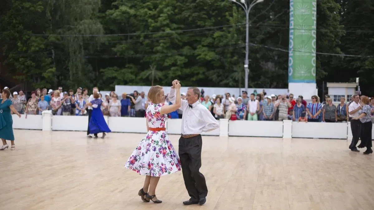 Афиша трансляции Танцевальный марафон "Московского долголетия"