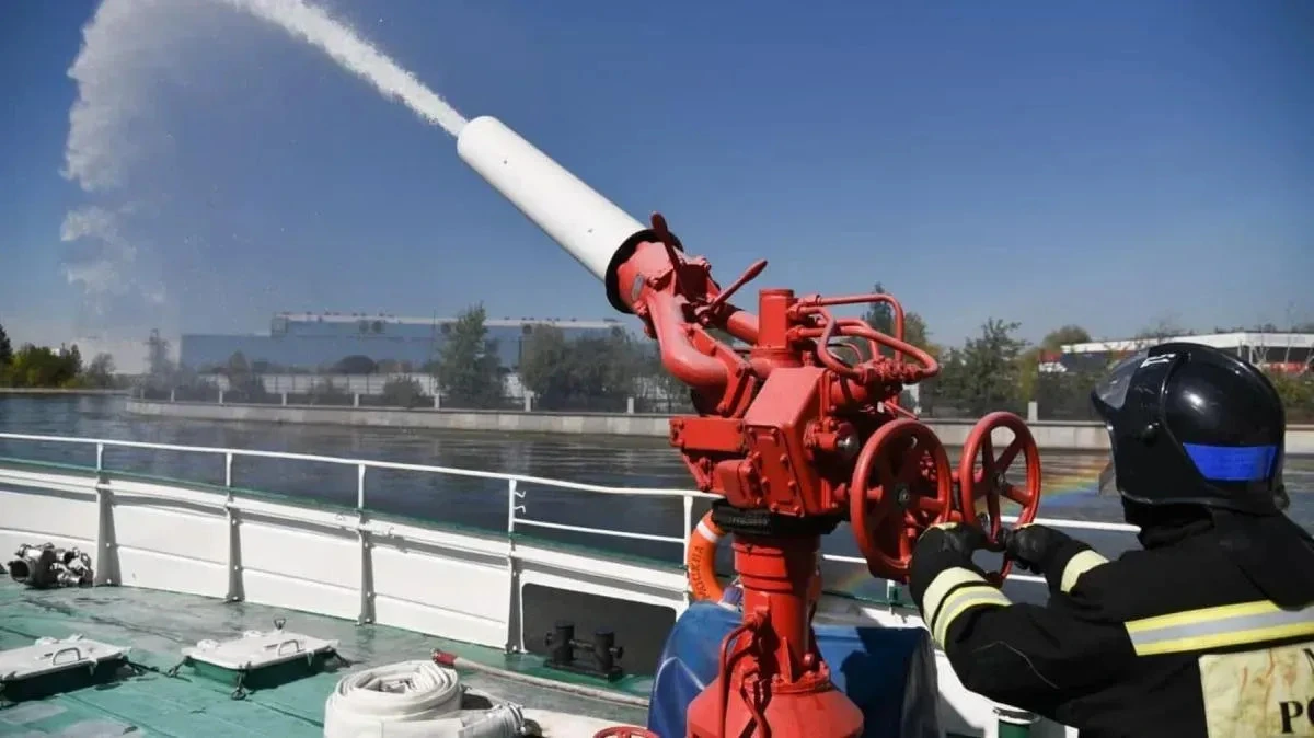 Афиша трансляции Как работают спасатели на корабле "Полковник Чернышев"