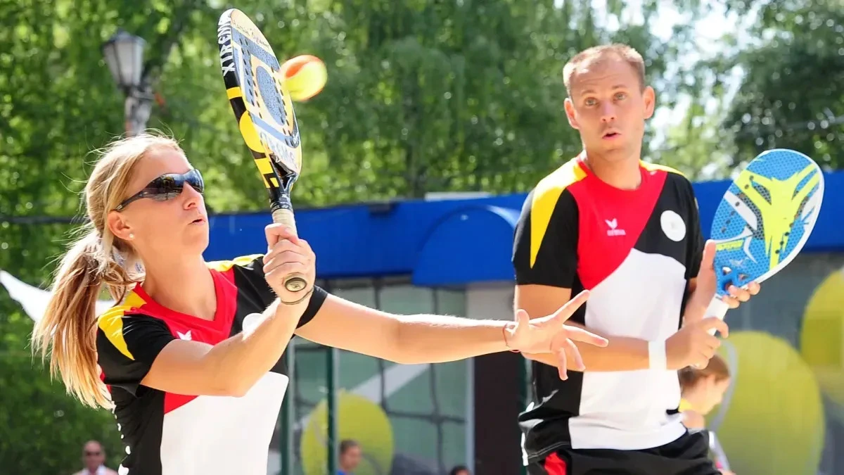 Афиша трансляции Финал Чемпионата мира по пляжному теннису. Россия – Италия