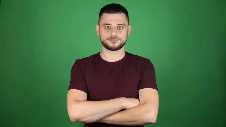 Афиша трансляции Встреча с экологом Жорой Каваносяном на форуме колледжей