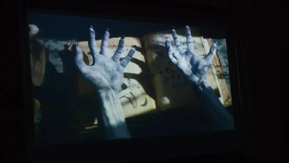 Афиша трансляции Как москвичи спасаются от невезения в пятницу 13