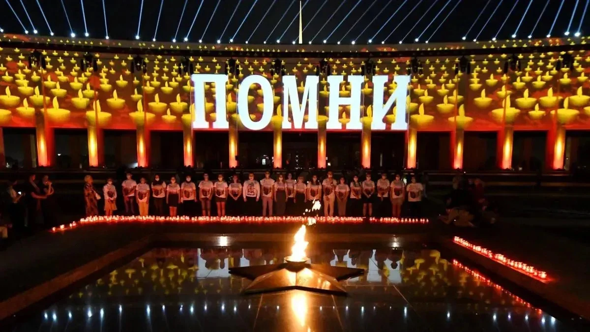 Афиша трансляции Акция "Свеча памяти" у стен Музея Победы