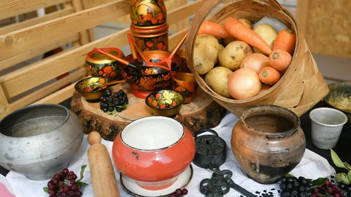 Афиша трансляции Обзор VI международного фестиваля "Русская кухня"